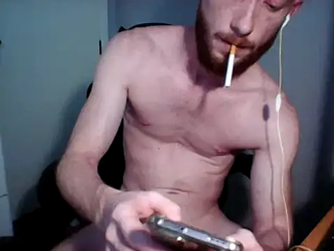 Snapshot of Smoker_Ginger chatting on 02-23-25, 01:32 Smoker Ginger online show from 02-23-25, 01:32