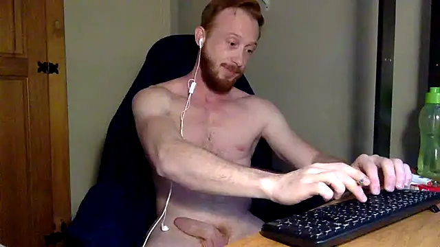 Snapshot of Smoker_Ginger chatting on 10-16-25, 06:20 Smoker Ginger online show from 10-16-25, 06:20