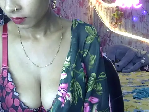 Anjali Milsi online show from 09-13-25, 07:41