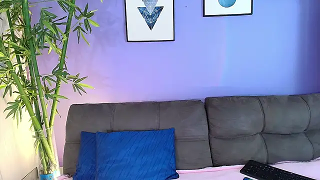 Snapshot of cinnamon_kyla chatting on 03-02-25, 07:12 cinnamon kyla online show from 03-02-25, 07:12