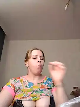 Lady nice cat online show from 01-24-25, 04:17