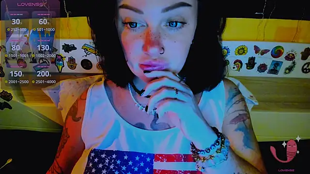 EllieOz online show from 11-29-25, 03:15