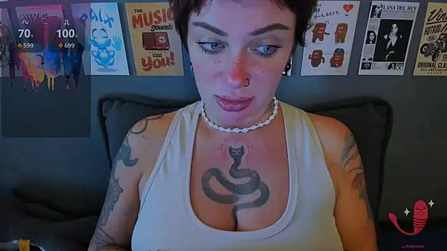 Snapshot of EllieOz chatting on 07-05-26, 03:41 EllieOz online show from 07-05-26, 03:41