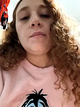 Snapshot of Mistik_red chatting on 11-09-25, 09:57 Mistik red online show from 11-09-25, 09:57