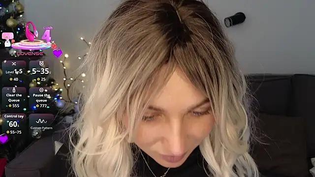 Yoda21 online show from 12-15-25, 12:42