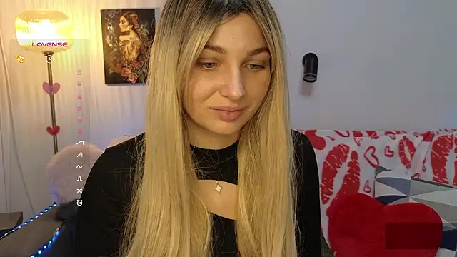 Snapshot of Yoda21 chatting on 02-11-26, 02:55 Yoda21 online show from 02-11-26, 02:55