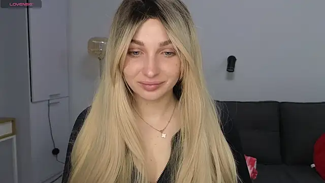 Snapshot of Yoda21 chatting on 02-21-26, 05:03 Yoda21 online show from 02-21-26, 05:03