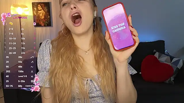 Snapshot of Yoda21 chatting on 02-25-26, 11:31 Yoda21 online show from 02-25-26, 11:31