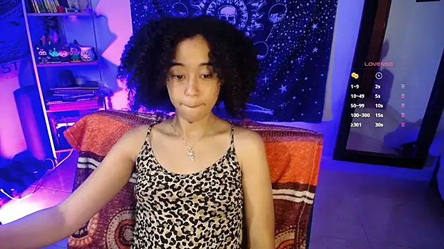 Snapshot of ela_0 chatting on 05-18-26, 07:47 ela 0 online show from 05-18-26, 07:47