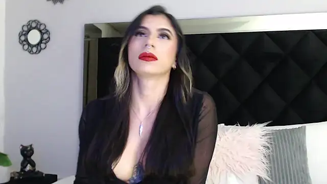 KinaCooper online show from 12-01-25, 06:57