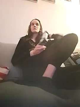 LauraBaby online show from 03-12-26, 06:47