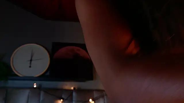 nahomi campbell online show from 02-09-26, 07:40