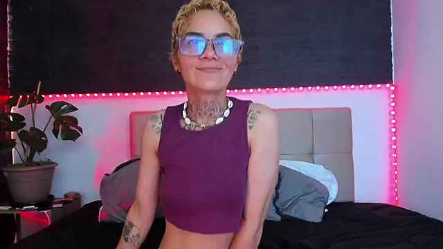 anaroman01 online show from 01-18-25, 10:06