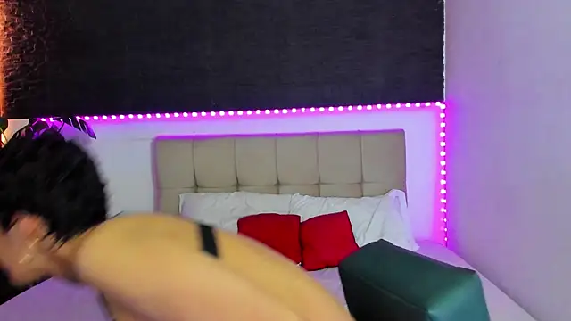 anaroman01 online show from 09-25-25, 08:56