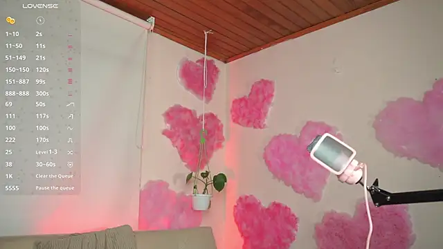 Snapshot of roselinedior chatting on 03-06-25, 04:38 roselinedior online show from 03-06-25, 04:38