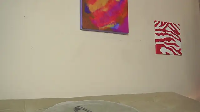 Snapshot of roselinedior chatting on 03-19-25, 07:38 roselinedior online show from 03-19-25, 07:38