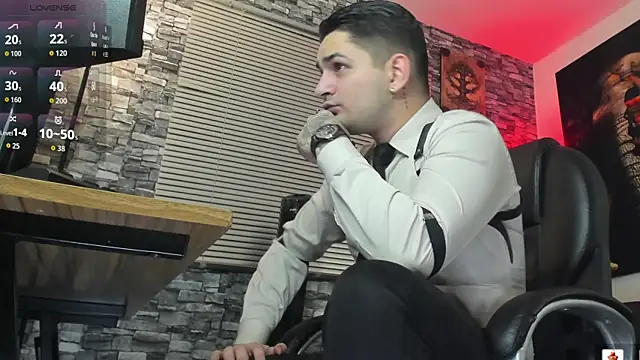 Snapshot of Nicolas_Fellener chatting on 06-22-26, 02:57 Nicolas Fellener online show from 06-22-26, 02:57