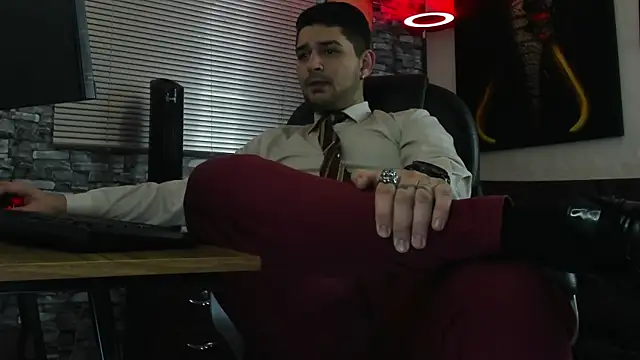 Snapshot of Nicolas_Fellener chatting on 06-27-26, 02:05 Nicolas Fellener online show from 06-27-26, 02:05