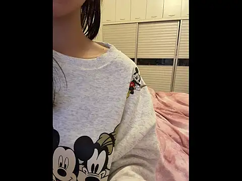 -Lucky Girl online show from 03-28-26, 09:31