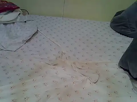 sweet veee online show from 04-27-26, 01:20