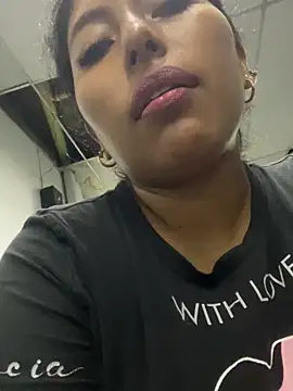 emmyjhonson07 online show from 02-27-25, 11:31