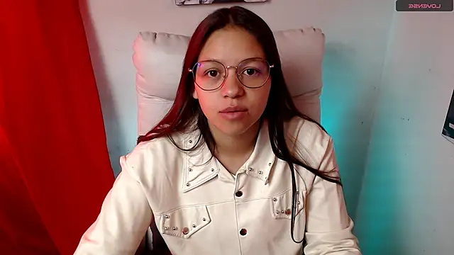 Snapshot of SamanthaRoldaan chatting on 01-17-25, 01:56 SamanthaRoldaan online show from 01-17-25, 01:56
