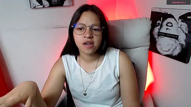 Snapshot of SamanthaRoldaan chatting on 01-21-25, 07:28 SamanthaRoldaan online show from 01-21-25, 07:28