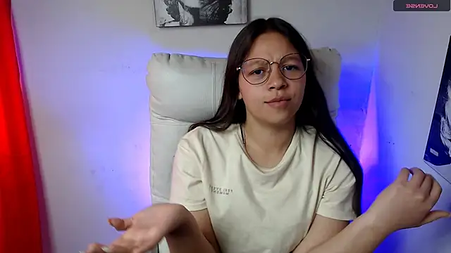 Snapshot of SamanthaRoldaan chatting on 01-24-25, 05:42 SamanthaRoldaan online show from 01-24-25, 05:42