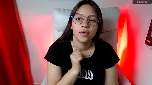 Snapshot of SamanthaRoldaan chatting on 01-27-25, 07:46 SamanthaRoldaan online show from 01-27-25, 07:46