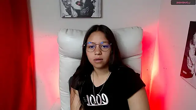 Snapshot of SamanthaRoldaan chatting on 01-30-25, 04:45 SamanthaRoldaan online show from 01-30-25, 04:45