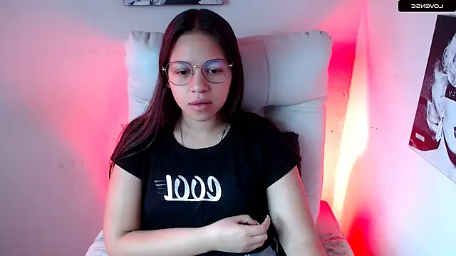 Snapshot of SamanthaRoldaan chatting on 02-03-25, 01:19 SamanthaRoldaan online show from 02-03-25, 01:19