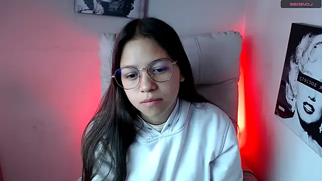 Snapshot of SamanthaRoldaan chatting on 02-06-25, 01:21 SamanthaRoldaan online show from 02-06-25, 01:21