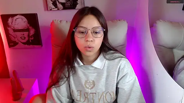 SamanthaRoldaan online show from 11-18-25, 02:54