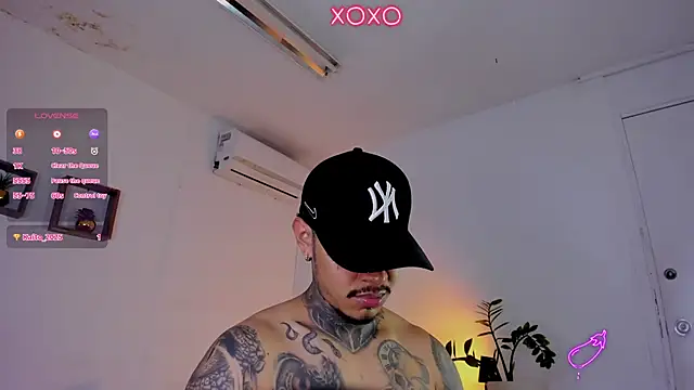 JordanSmiith  online show from 02-05-25, 11:17