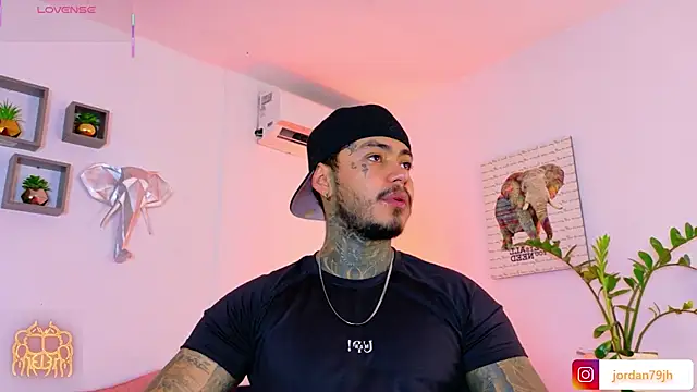 JordanSmiith  online show from 06-30-26, 09:49