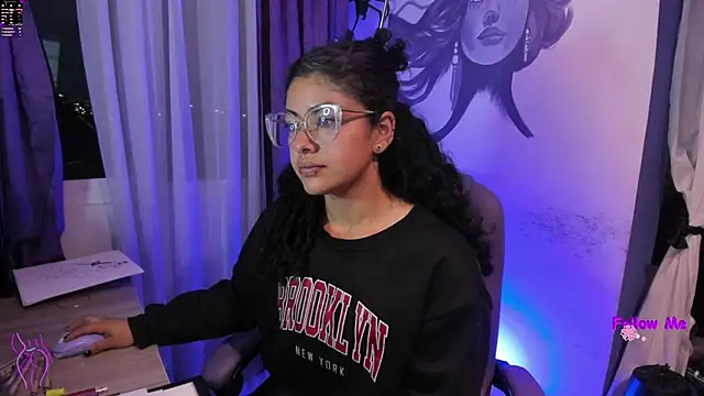 witchviolet online show from 11-20-25, 10:26