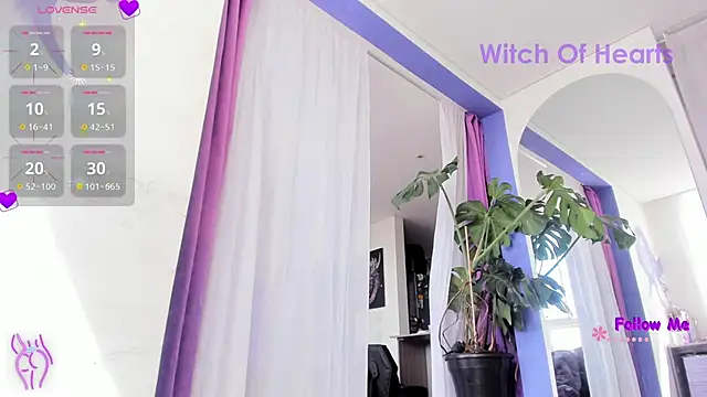 Snapshot of witchviolet chatting on 06-27-26, 07:19 witchviolet online show from 06-27-26, 07:19