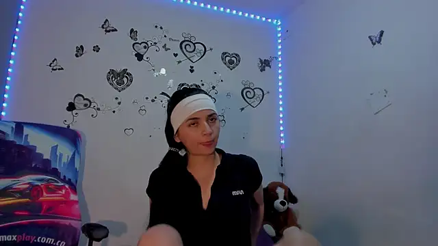 Linisprincehot69 online show from 06-18-26, 05:41