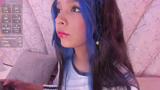 Snapshot of chloe_watson_ chatting on 01-29-25, 04:26 chloe watson online show from 01-29-25, 04:26