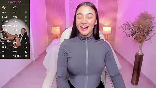 Antonella Grayy online show from 04-03-26, 11:08