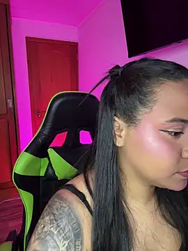 Snapshot of leila_22 chatting on 03-02-26, 07:59 leila 22 online show from 03-02-26, 07:59