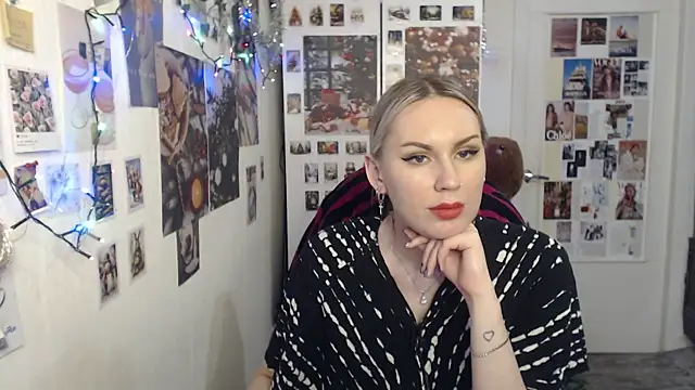 CapriScorpion online show from 12-30-24, 05:02