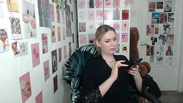 CapriScorpion online show from 03-03-25, 02:59