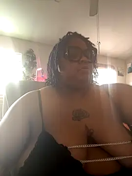 kweenxkarma online show from 09-25-25, 08:34