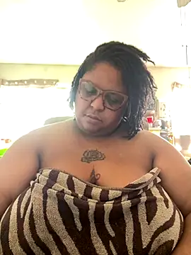 kweenxkarma online show from 10-06-25, 10:07