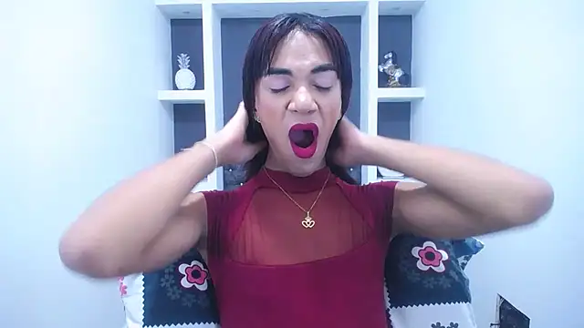 KatrinaQueen1 online show from 03-18-25, 06:03