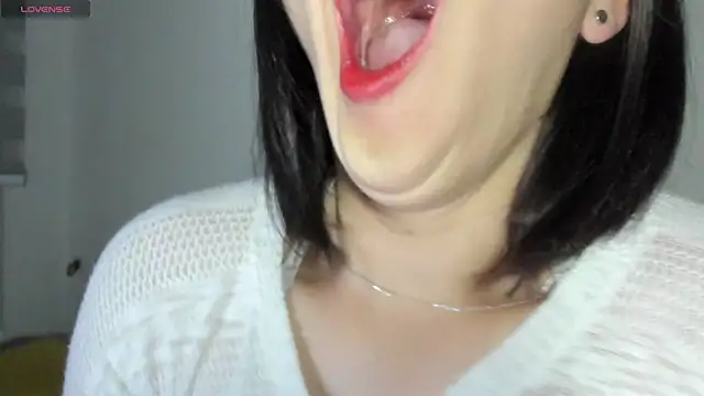 queen fetish online show from 10-17-25, 10:29