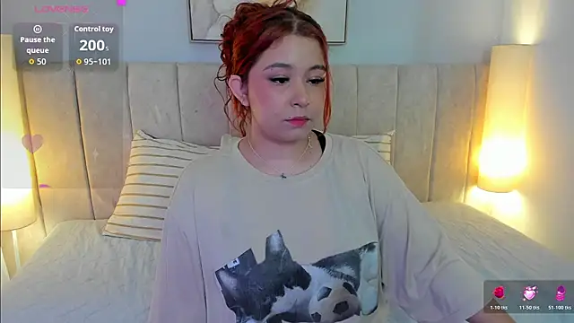 Atenea cuteee online show from 12-19-25, 02:29