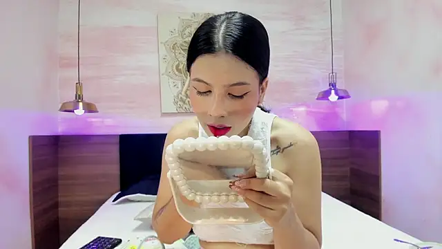 Snapshot of AnneDixie chatting on 09-09-25, 03:06 AnneDixie online show from 09-09-25, 03:06