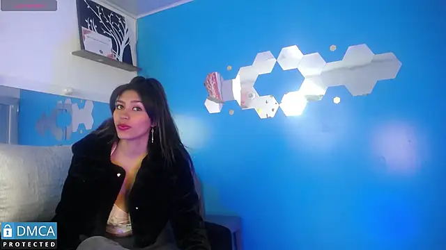 CarolRodriguez  online show from 01-24-25, 01:03